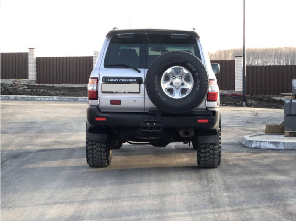 Калитка в штатный бампер усиленная Toyota Land Cruiser 105 с квадратом