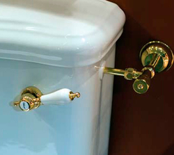 Унитаз напольный Migliore Bella  ML.BLL-25.112.BI c средним бачком, фронтальная ручка смыва, труба золото