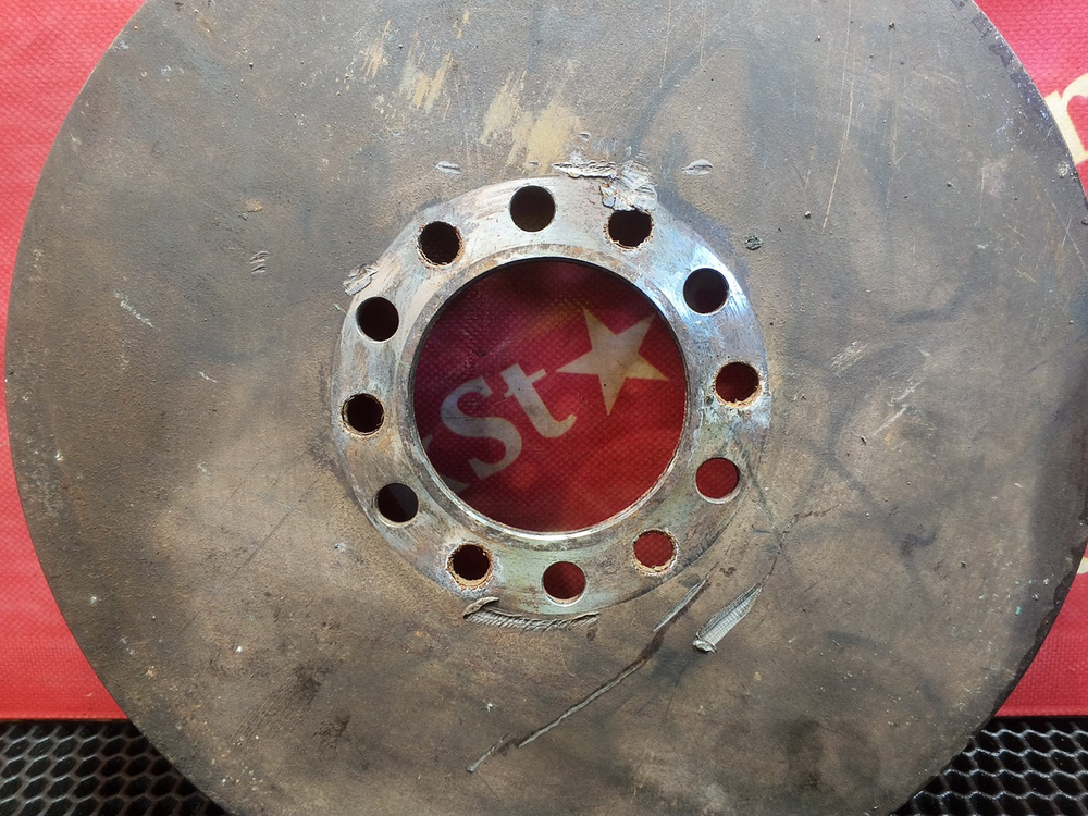 Демпфер двигателя