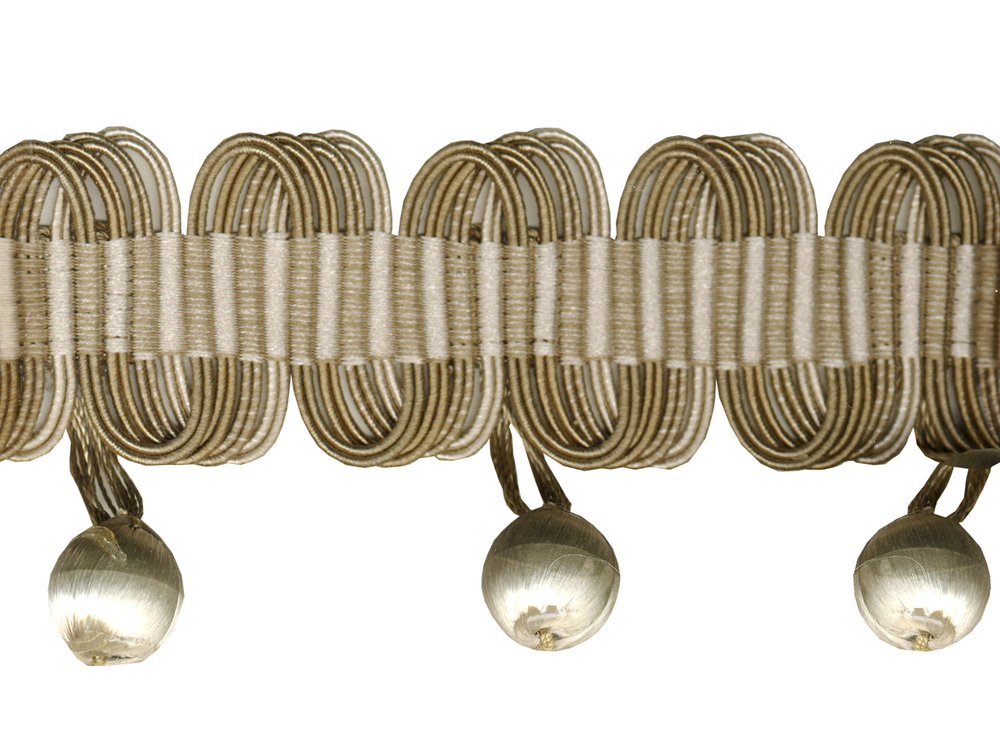 10016/27 Бахрома с шариками