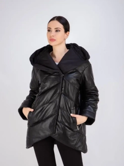 Куртка женская кожаная утепленная оверсайз с капюшоном