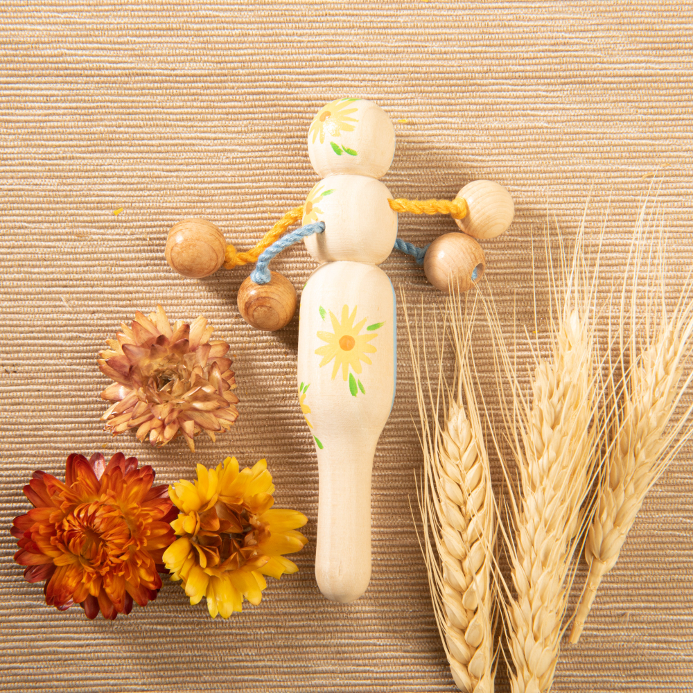 Погремушка Лялька окрашенная Вальда