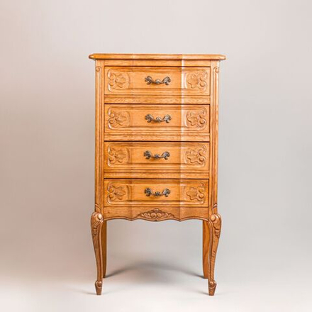 Комод в стиле Людовика XV