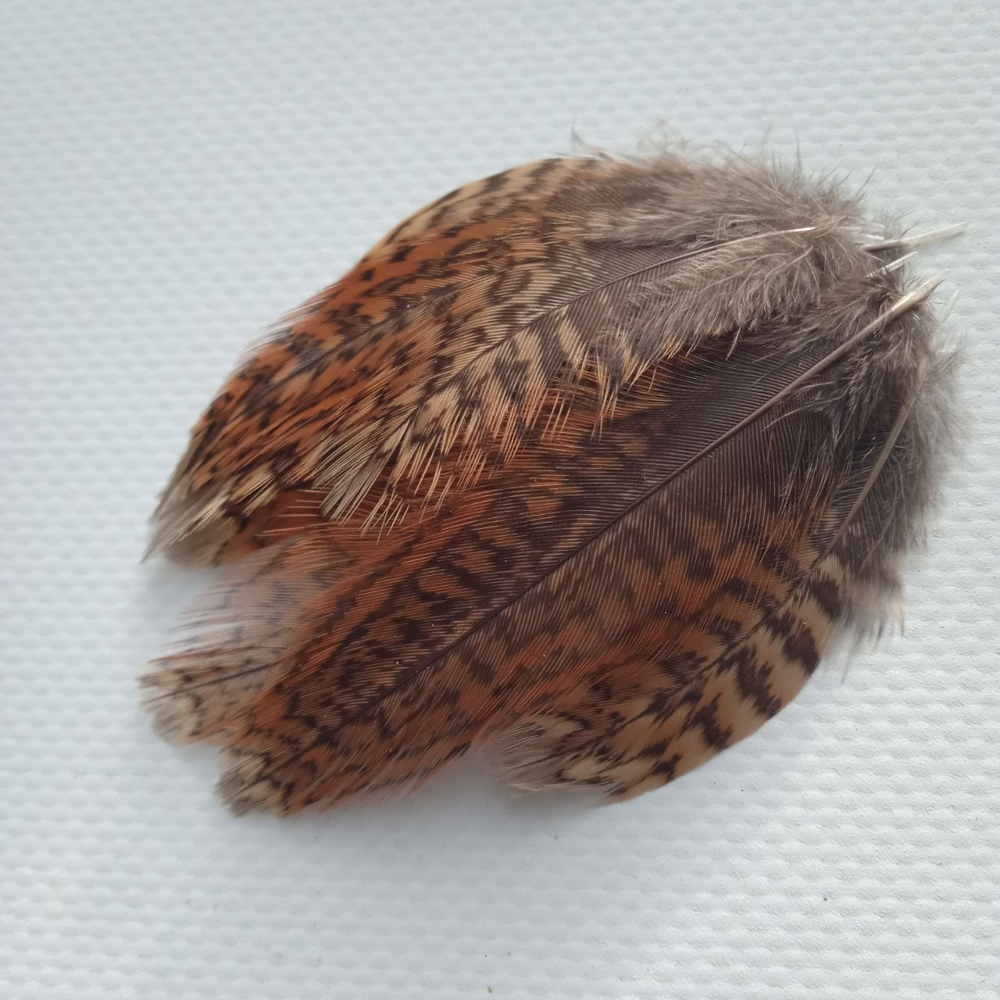 Перья вальдшнепа рыжие 4-7 см. 10 шт.