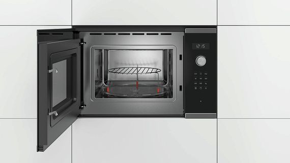 Встраиваемая микроволновая печь Bosch BEL554MS0