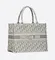 Сумка Dior Book Tote, светло-серый