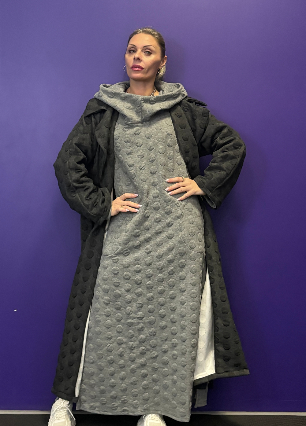 Пальто с поясом / жаккард / черный