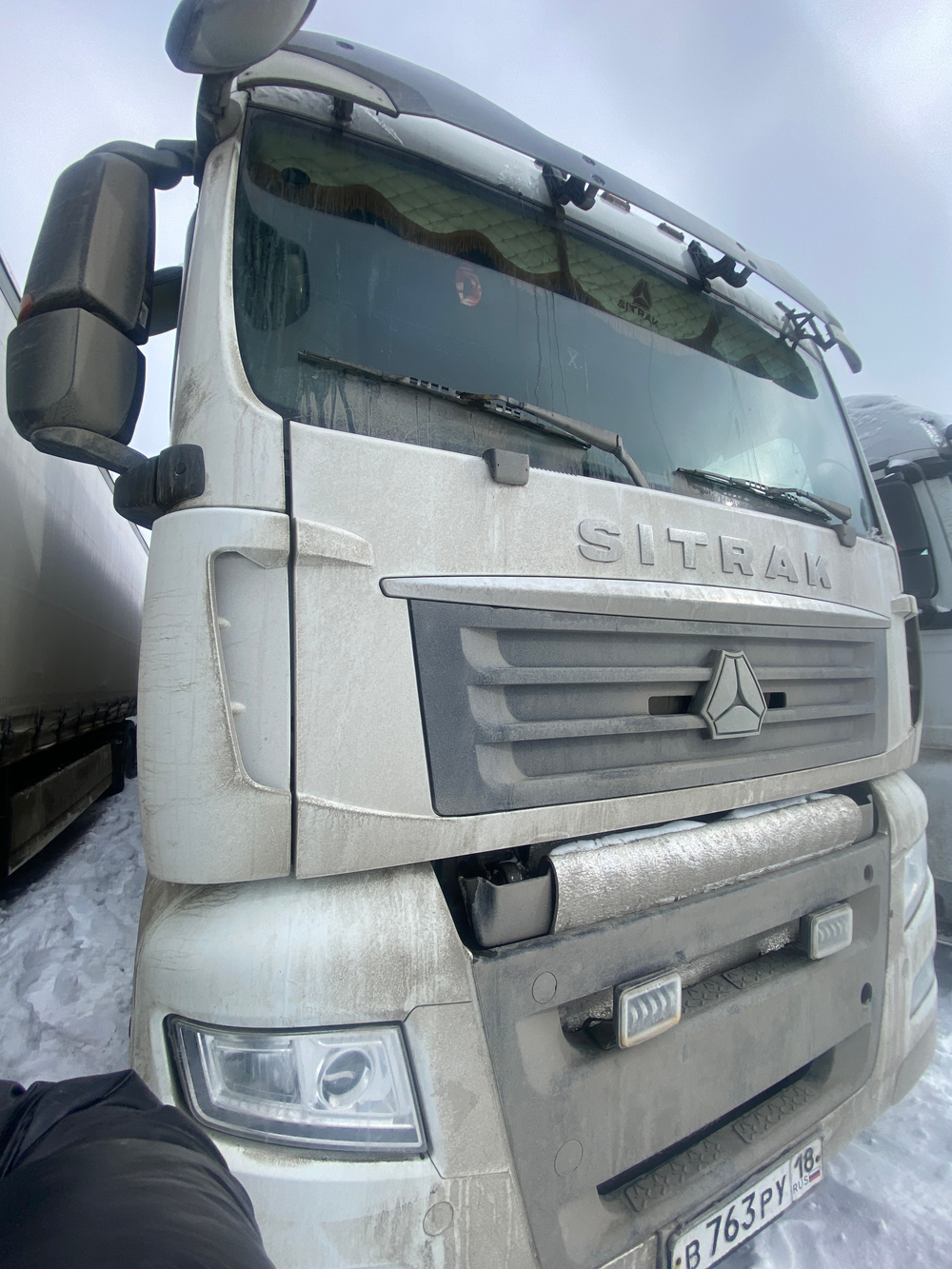 SITRAK C7H 4x2 Седельный тягач ZZ4186V361HE (Дизельный, 12,4 л, 480 л.с., АТ)