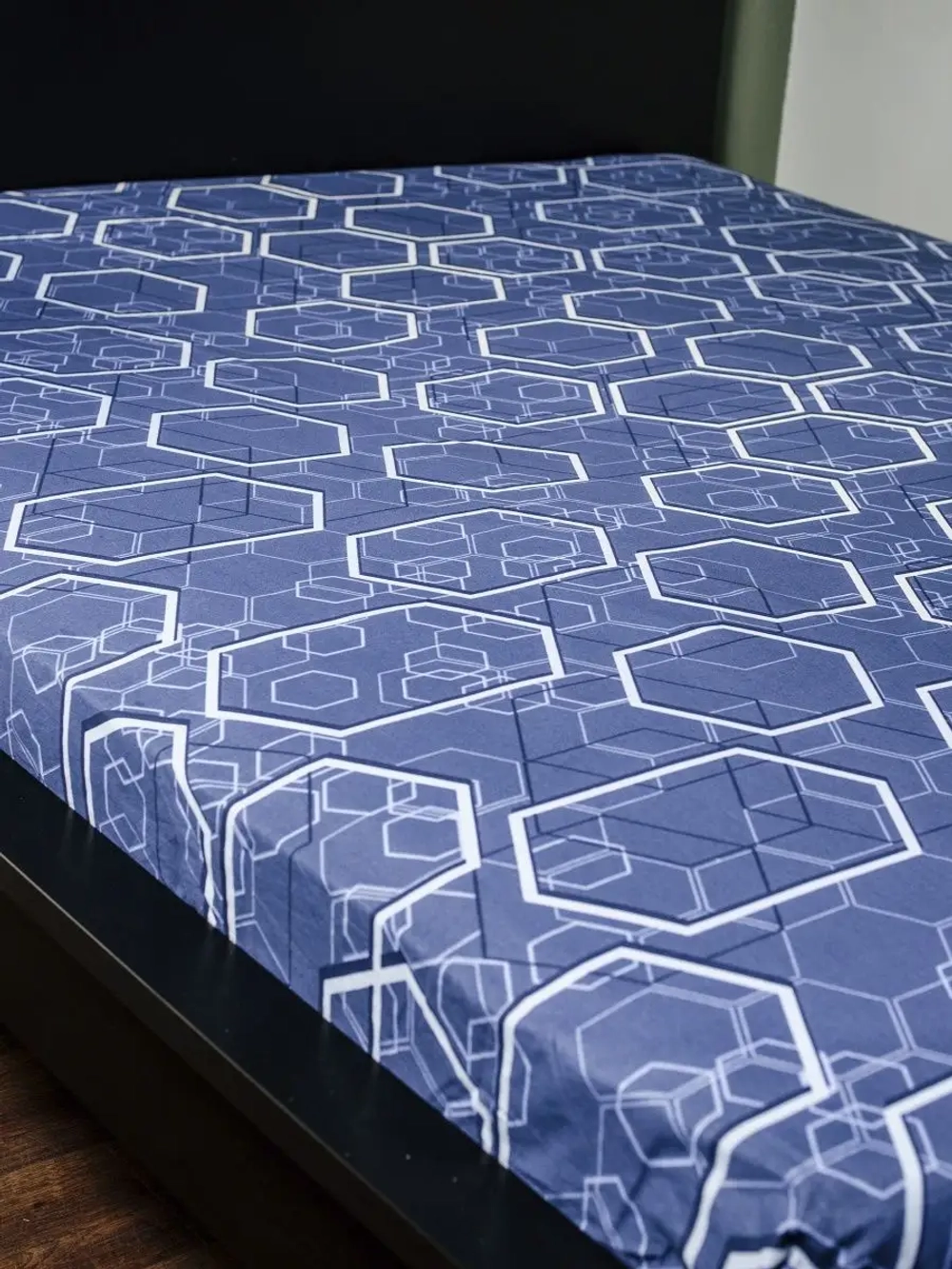 Простыня на резинке 180х200 СОНиЯ