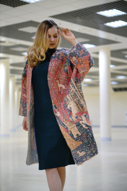 Кардиган «Дама с единорогом», по мотивам серии средневековых гобеленов «Дама с единорогом»