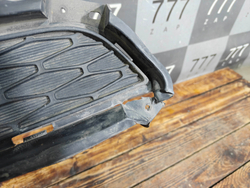 Решетка переднего бампера Kia Mohave (HM) 16-20 Б/У Оригинал 865612J710