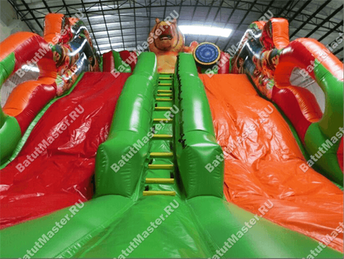 Батут-горка "Лев" 13*7.5*10 м