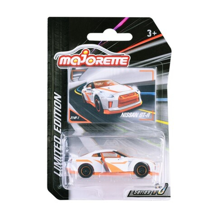Металлическая машинка Majorette Nissan GT-R 2054034 E 1:64 2054034 E