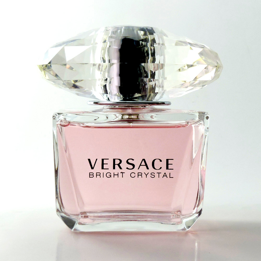 Versace Bright Crystal — туалетная вода для женщин.