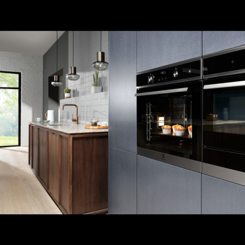Встраиваемый электрический духовой шкаф Electrolux LOD6F77WZ