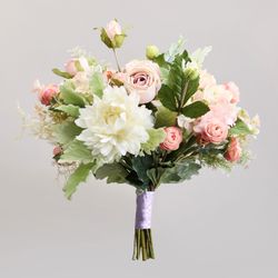 ЦВЕТОЧНАЯ КОМПОЗИЦИЯ "РОМАНТИКА" ШИРИНА 40 см*ВЫСОТА 40 см- БЕЗ УПАКОВКИ