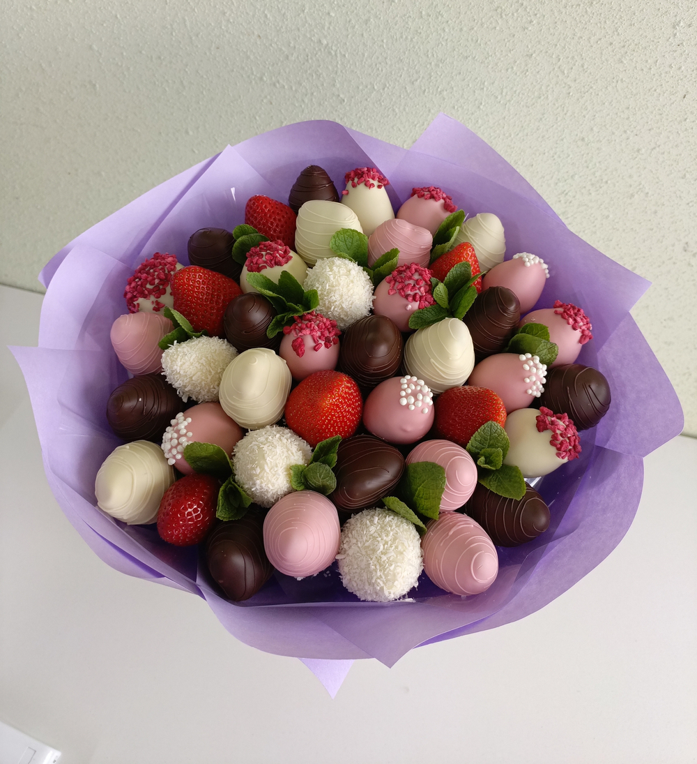 Букет из клубники в шоколаде