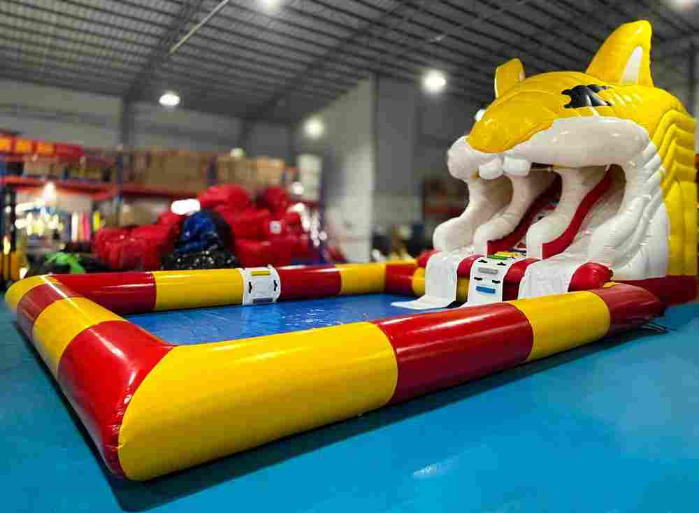 Надувная водная горка с бассейном «Бельчонок», 12*6,5*4,5 м