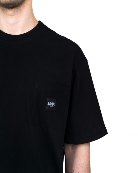 Футболка UNIFORM Everyday Pocket (черный)