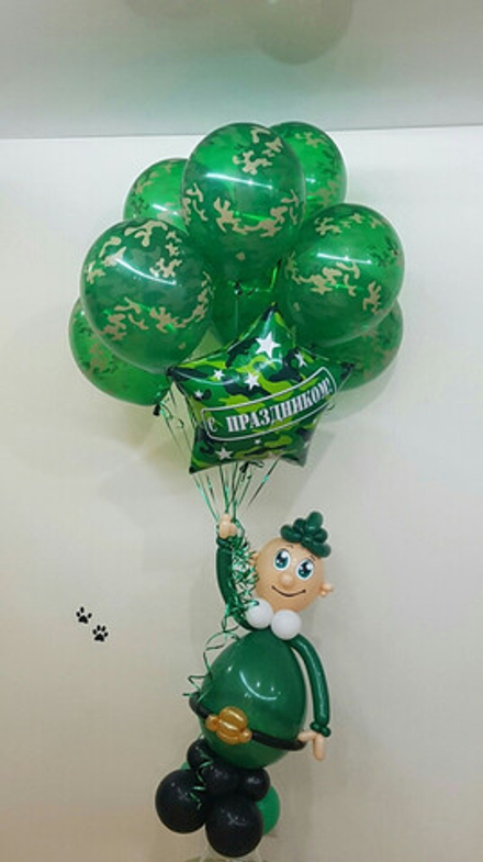Фигура из шаров Солдат на шариках