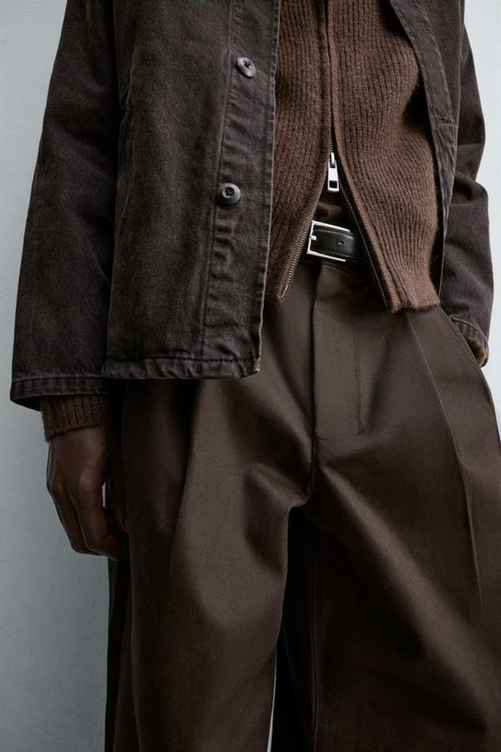 ZARA БРЮКИ ЧИНОС СО СКЛАДКАМИ, ШОКОЛАДНЫЙ