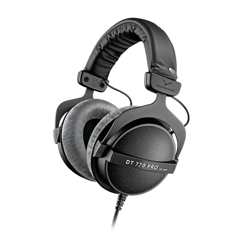 Проводные полноразмерные наушники Beyerdynamic DT 770 PRO 250 Ом