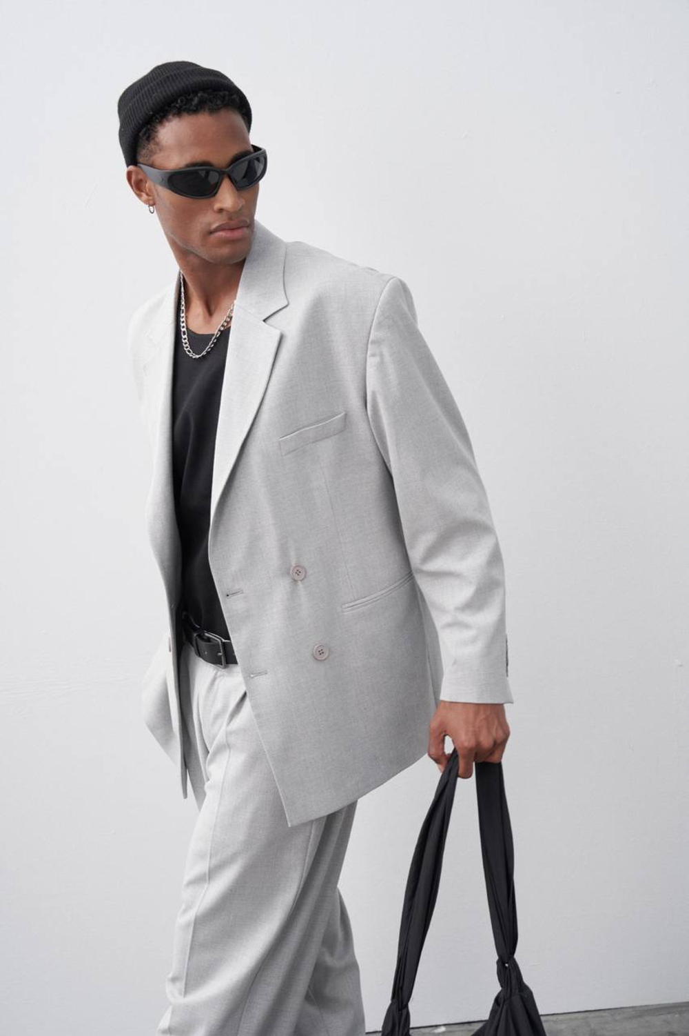 Двубортный оверсайз серого цвета