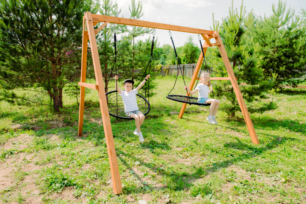 Деревянные качели с двумя качелями гнездо 100 см