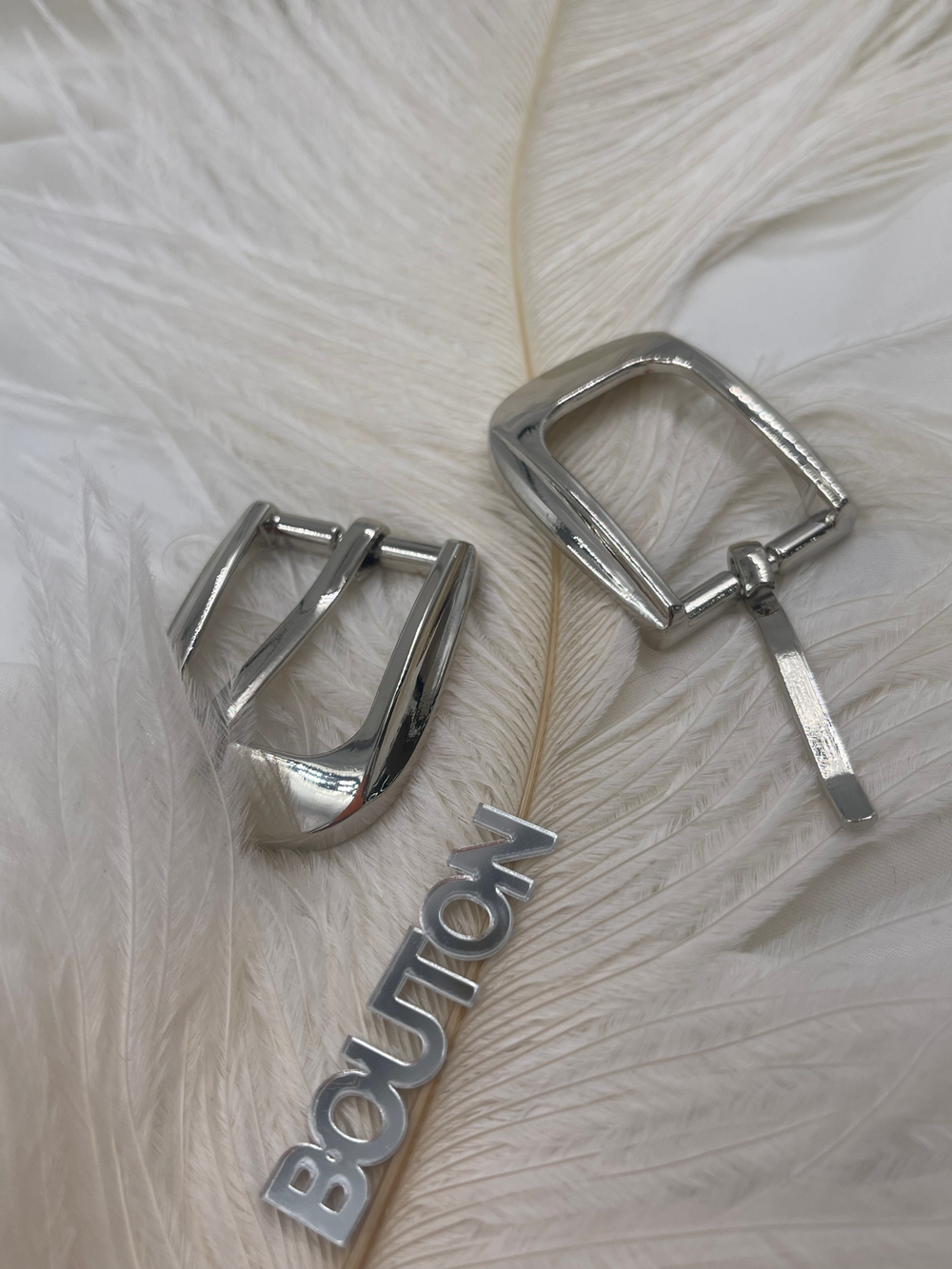 Пряжка серебристый металл