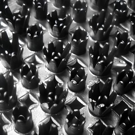 Щетинистое покрытие "Травка" 0,94 см черная, рулон 12м