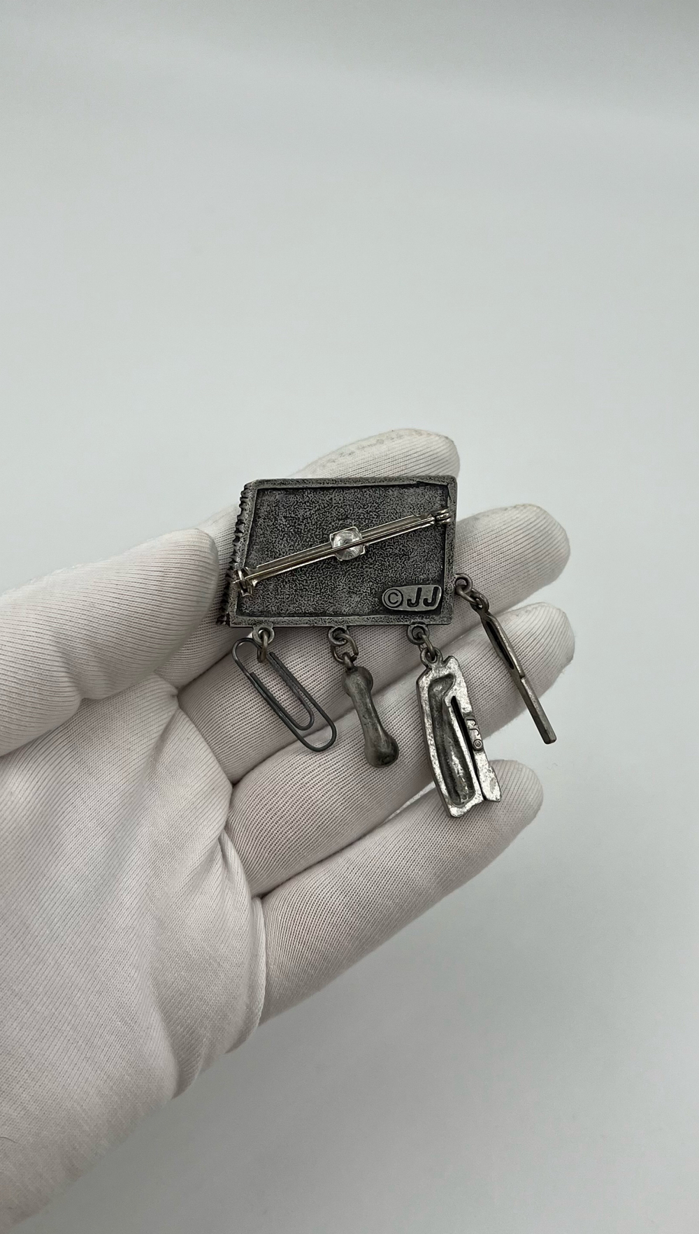 Брошь Офис JJ