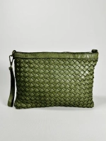 Женская сумка-клатч из натуральной кожи оливкового цвета