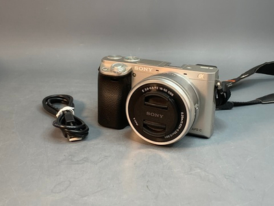 Sony A6000 kit 16-50mm 1.8 OSS 2.670 кадров