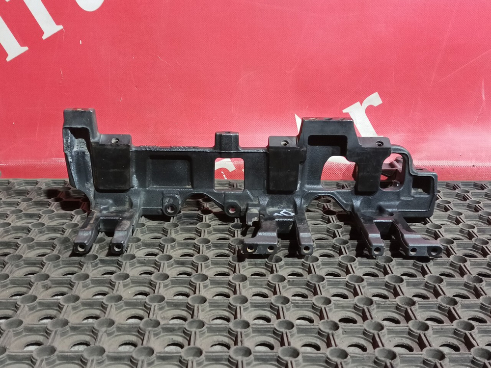 Кронштейн EGR