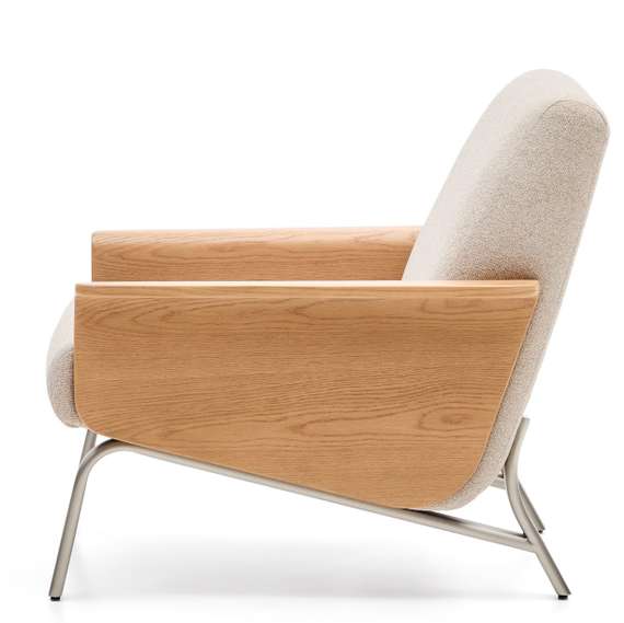 Кресло Amsen, бежевое с подлокотниками из шпона дуба