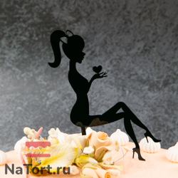 Топпер «Силуэт» девушка с сердцем в руках, черный