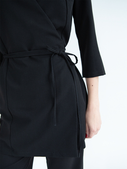 Блуза Medici 07 чёрная детали кроя и ткани