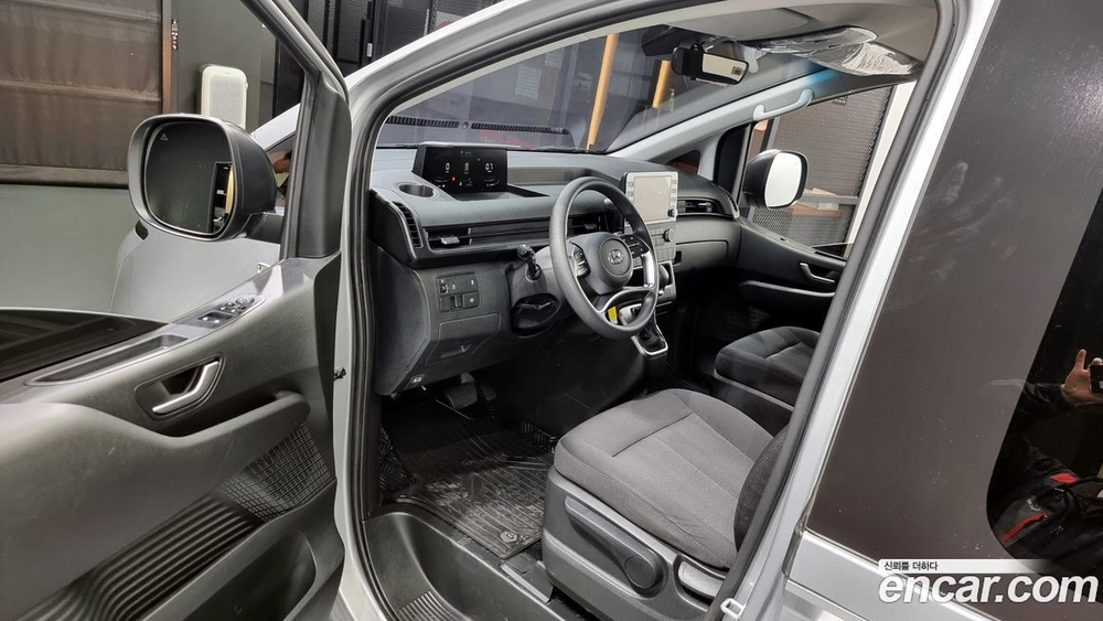 Hyundai Staria Cargo 5인승 (03.2022)
