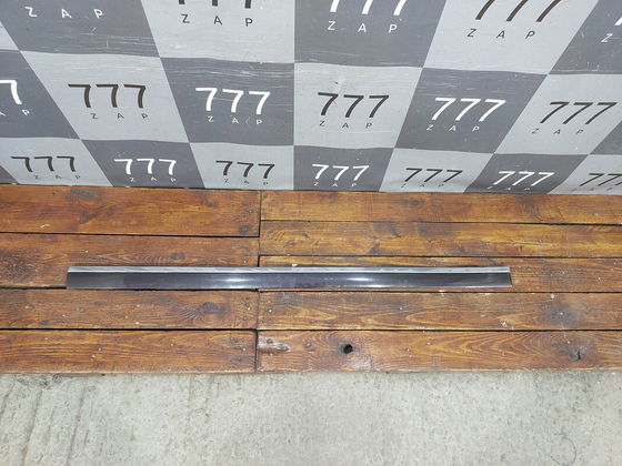 Молдинг двери передней правой Audi A8 (D3) 02-10 Б/У Оригинал 4E0853954C