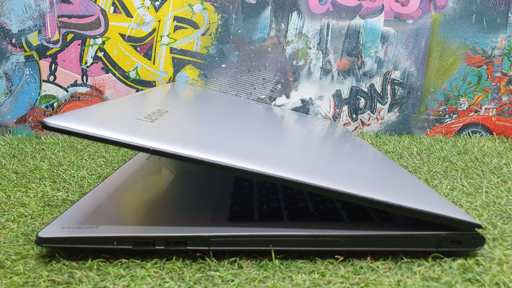 Ноутбук Lenovo i3-6/8Gb