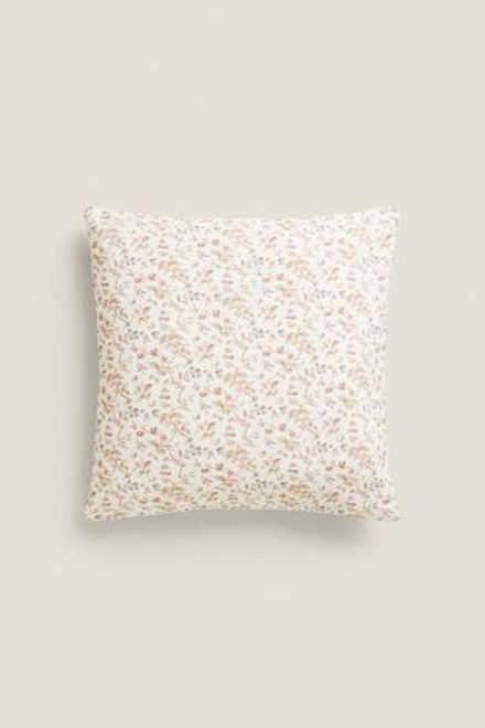 ZARA HOME ХЛОПКОВЫЙ ЧЕХОЛ ДЛЯ ДЕКОРАТИВНОЙ ПОДУШКИ С ЦВЕТОЧНЫМ УЗОРОМ, ЭКРЮ