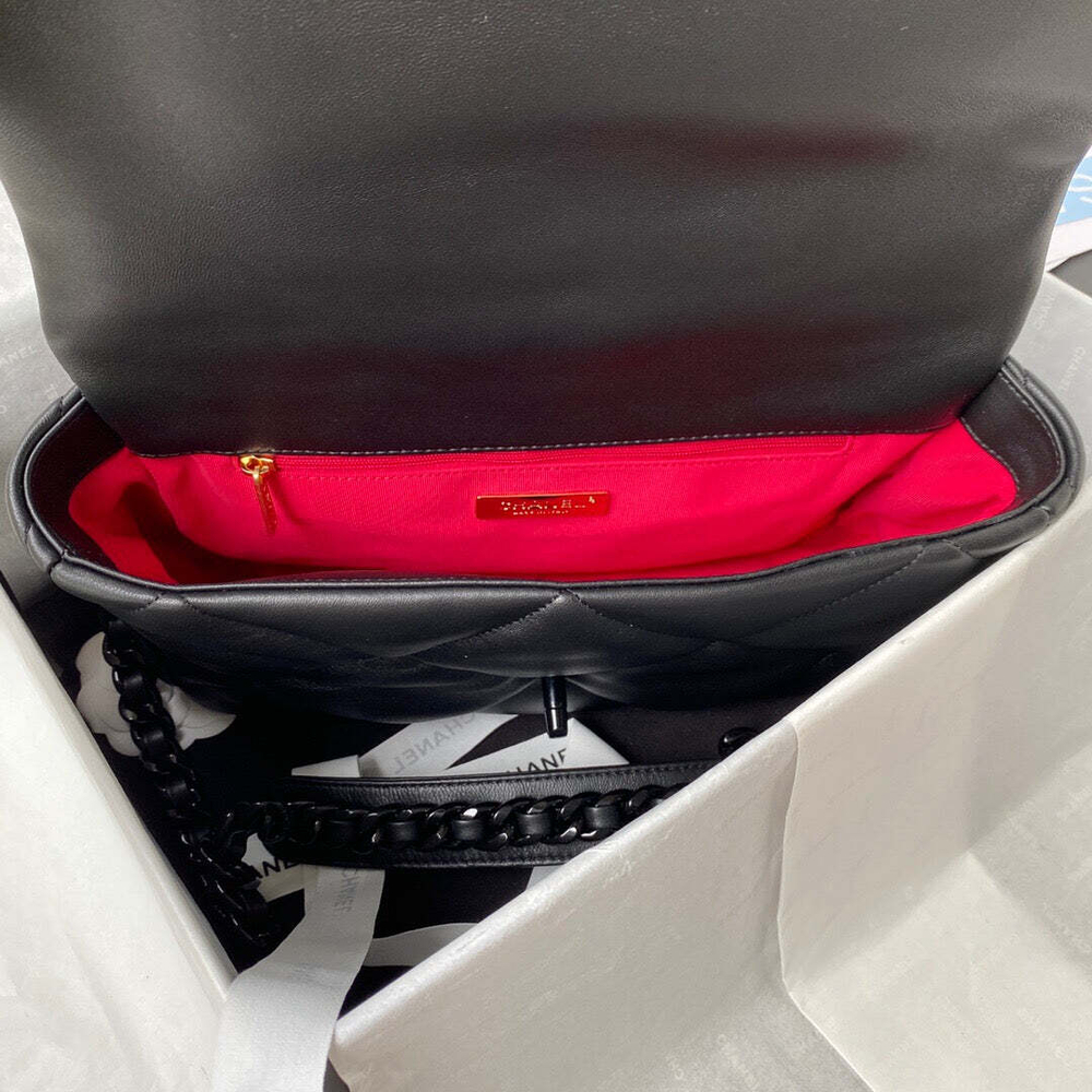 Chanel 19 Large 30 cm