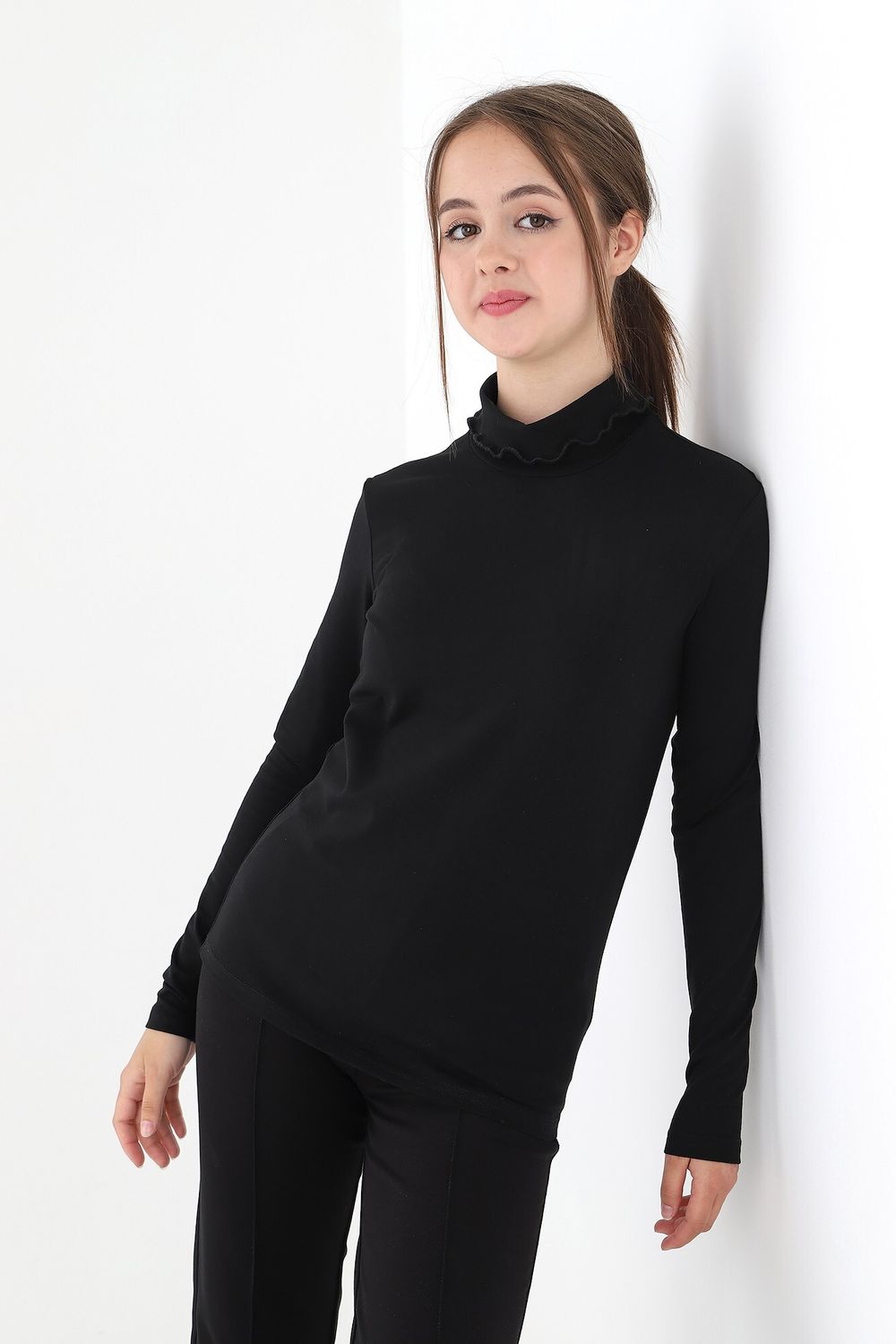 Джемпер для девочки Кин-3 Виотекс ЧЁРНЫЙ