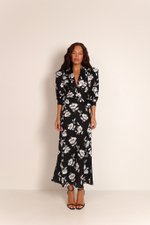 Платье с баской миди