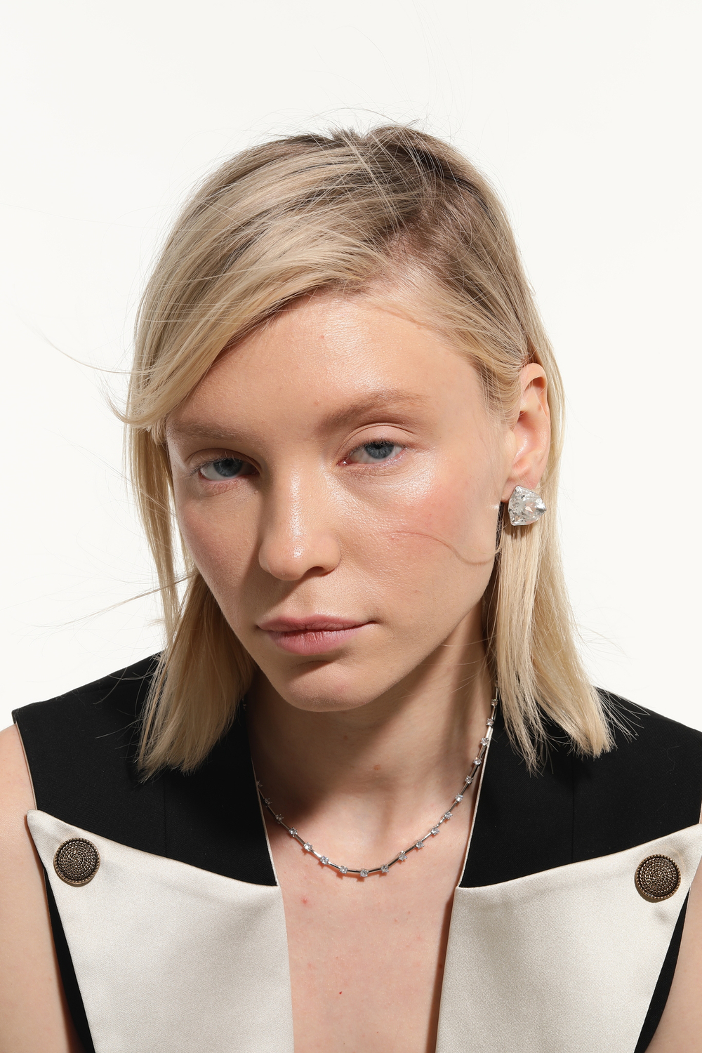 Серьги вечерние, треугольные цирконы, серебро