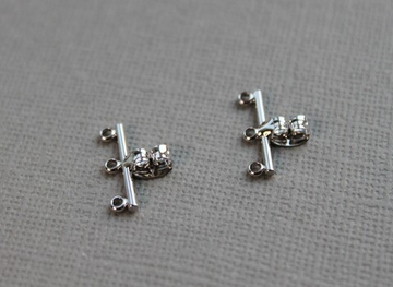 Заглушка для швенз с тремя креплениями 15х10