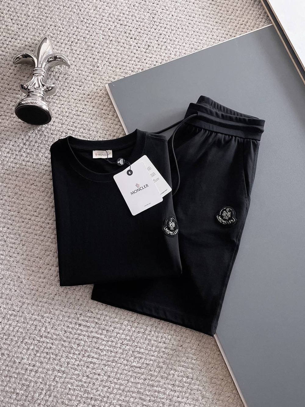 Костюм Moncler