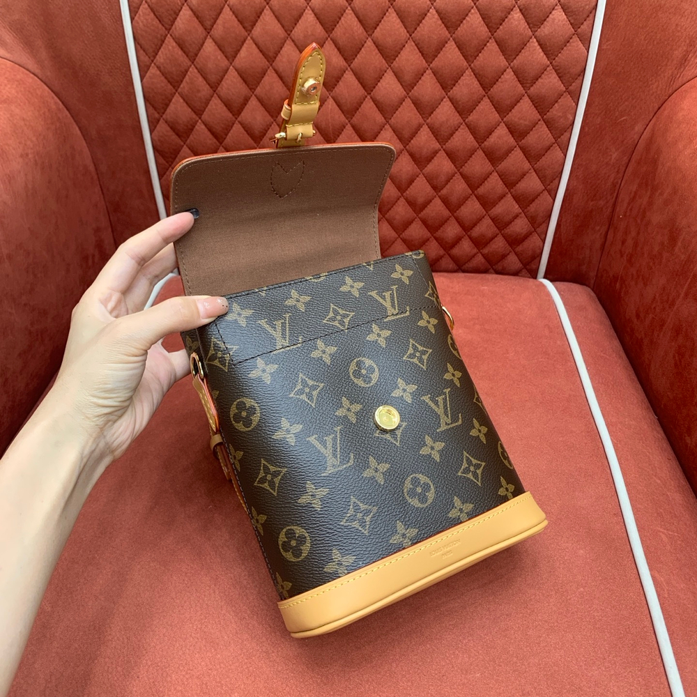 Louis Vuitton Soho Mini