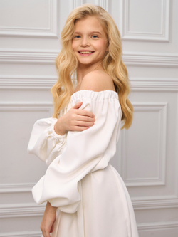 Платье нарядное для девочки молочное