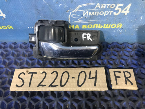 Ручка двери передней левой салонная TOYOTA AVENSIS 2001